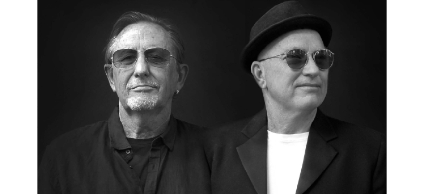 Simon and Garfunkle impersonators